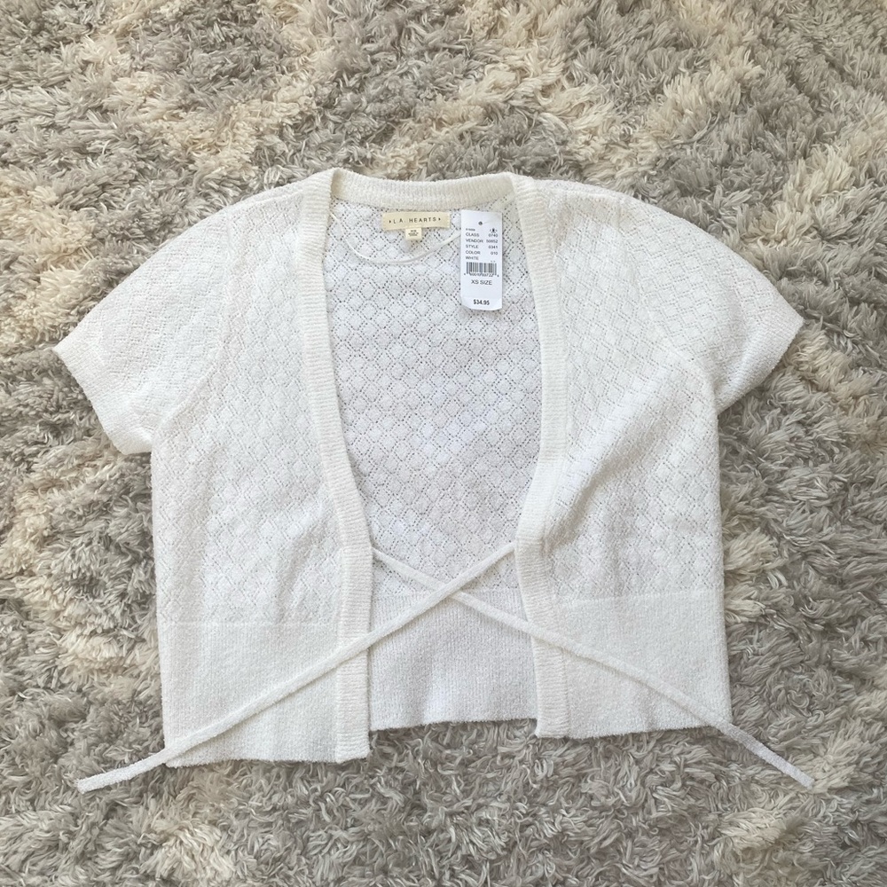 PACSUN (L.A. HEARTS); never worn (tags still on); color:white; size: XS